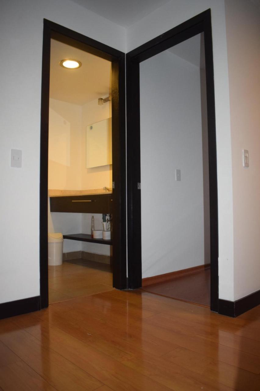 Deluxe Apartment Metroplaza Quito Exterior photo
